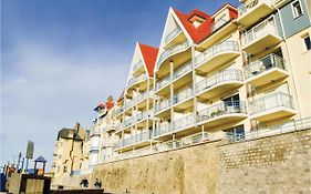 Gorgeous Apartment In Wimereux With Kitchen